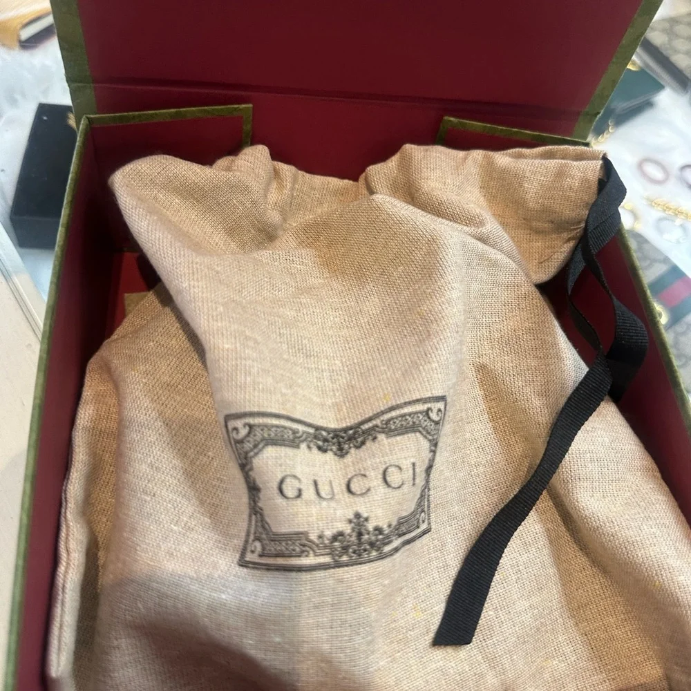 Gucci Marmont Faux Pearl Accents Belt - Picture 7 of 8